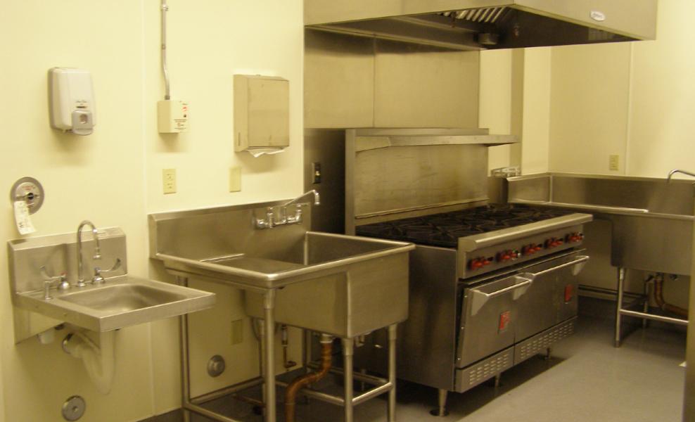MLK Transit Center Dining Room and Kitchen